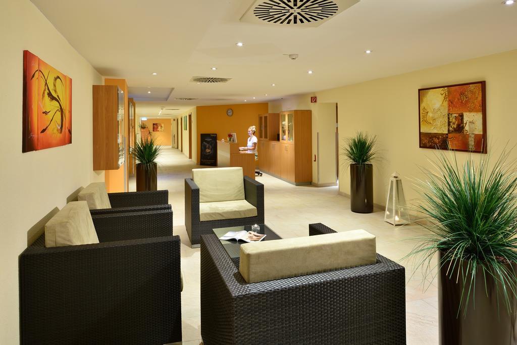 Best Western Plus Parkhotel Maximilian Ottobeuren Ngoại thất bức ảnh