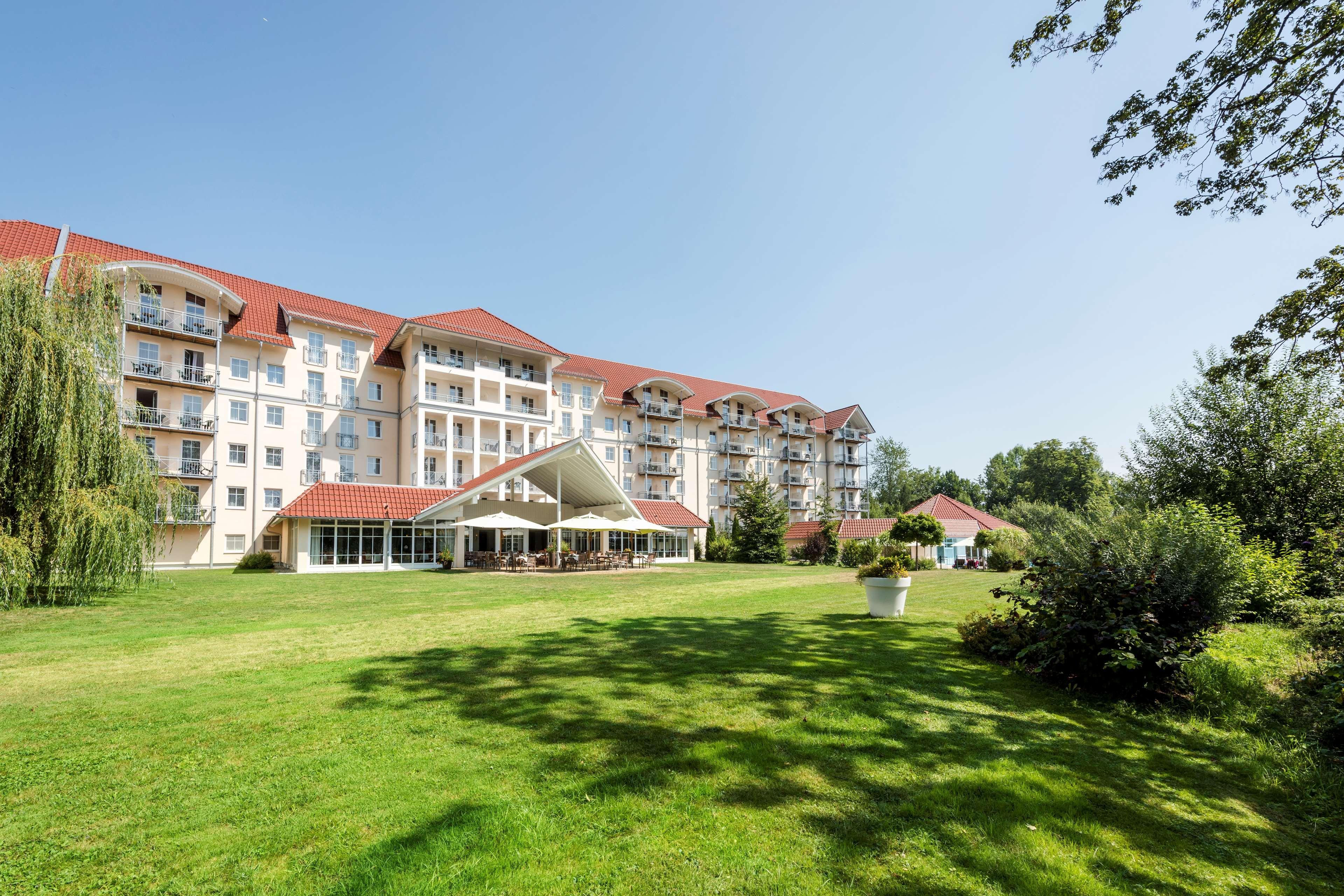 Best Western Plus Parkhotel Maximilian Ottobeuren Ngoại thất bức ảnh