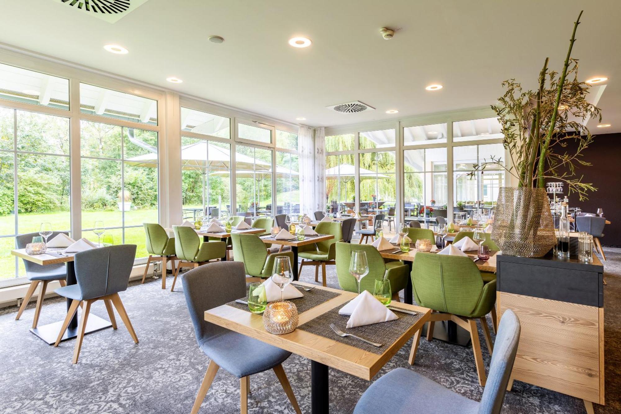 Best Western Plus Parkhotel Maximilian Ottobeuren Ngoại thất bức ảnh