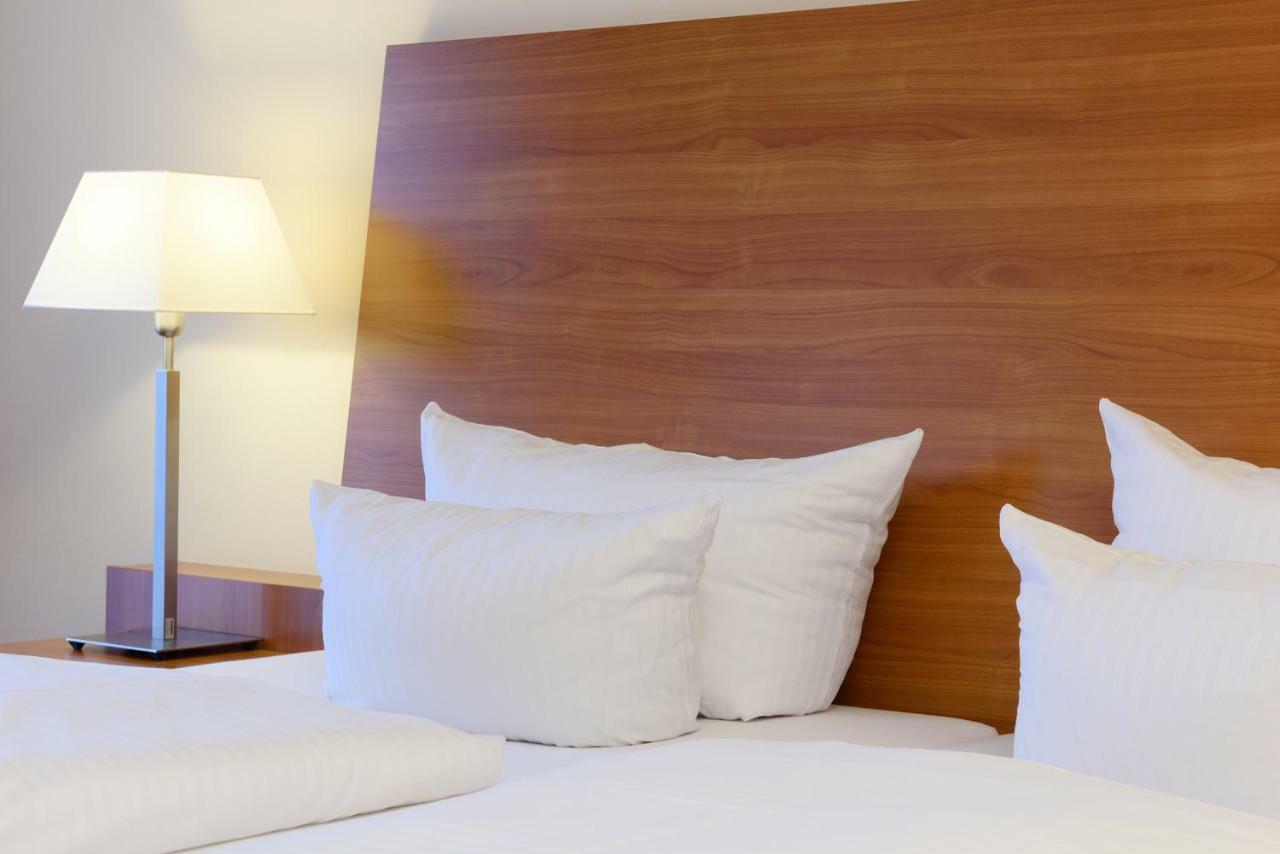 Best Western Plus Parkhotel Maximilian Ottobeuren Ngoại thất bức ảnh